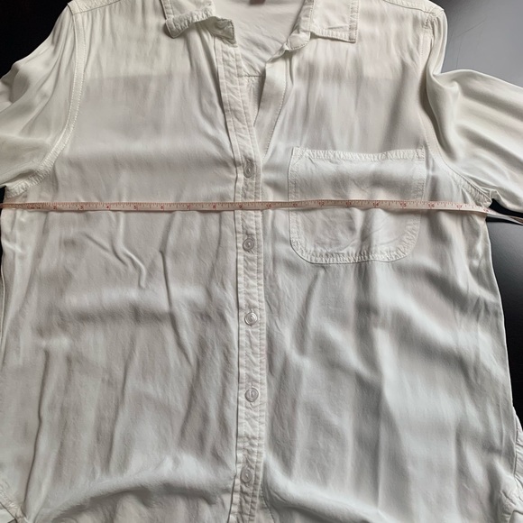 Saks fifth Avenue ladies blouse - Picture 10 of 12